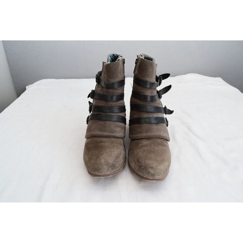 Freebird by Steven Wesson Ankle Boots 8 Brown Suede Multi Buckle Moto